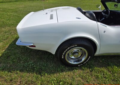 1972 White C3 Stingray Corvette Convertible For Sale