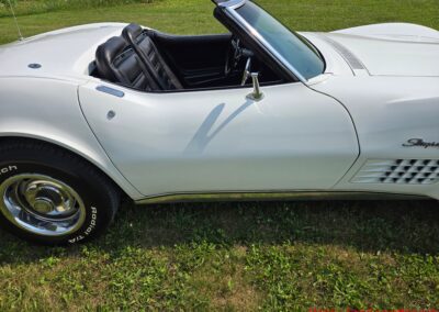 1972 White C3 Stingray Corvette Convertible For Sale