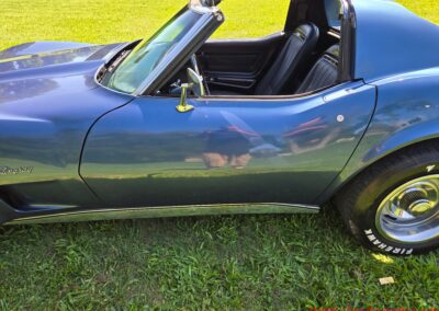 1975 Steel Blue Stingray Corvette 4spd Manual