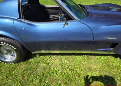1975 Steel Blue Stingray Corvette 4spd Manual