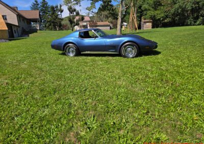 1975 Steel Blue Stingray Corvette 4spd Manual