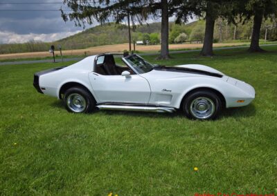 1976 White Corvette Stingray 383 4spd T Top Hot Rod