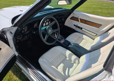 1976 White L82 Corvette Stingray Green And White Interior For Sale