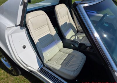 1976 White L82 Corvette Stingray Green And White Interior For Sale