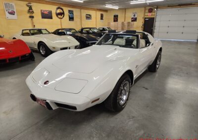 1976 White L82 Corvette Stingray Green And White Interior For Sale