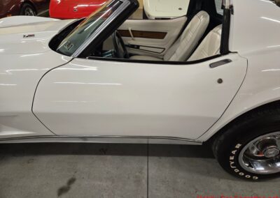 1976 White L82 Corvette Stingray Green And White Interior For Sale