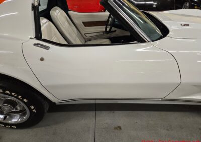1976 White L82 Corvette Stingray Green And White Interior For Sale