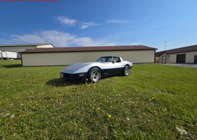 1981 Silver/Dark Blue C3 Corvette Automatic Blue Leather Int For Sale