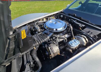 1981 Silver/Dark Blue C3 Corvette Automatic Blue Leather Int For Sale