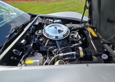 1981 Silver/Dark Blue C3 Corvette Automatic Blue Leather Int For Sale