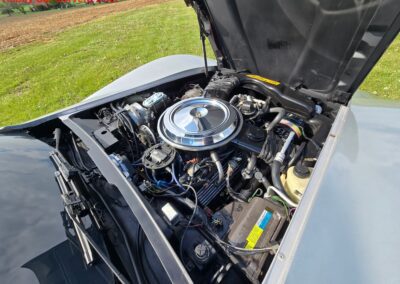 1981 Silver/Dark Blue C3 Corvette Automatic Blue Leather Int For Sale