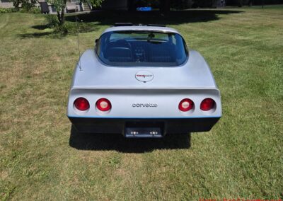 1981 Silver/Dark Blue C3 Corvette Blue Leather Int For Sale