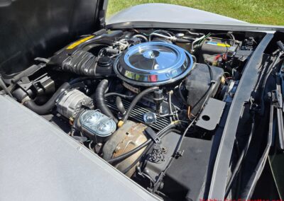 1981 Silver/Dark Blue C3 Corvette Blue Leather Int For Sale