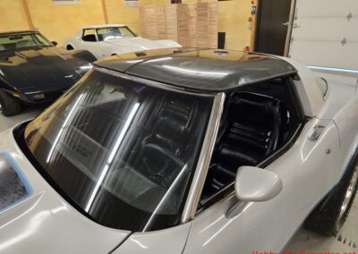 1981 Silver/Dark Blue C3 Corvette Blue Leather Int For Sale