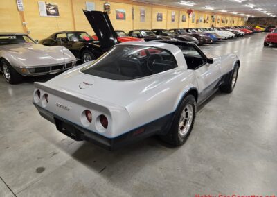 1981 Silver/Dark Blue C3 Corvette Blue Leather Int For Sale