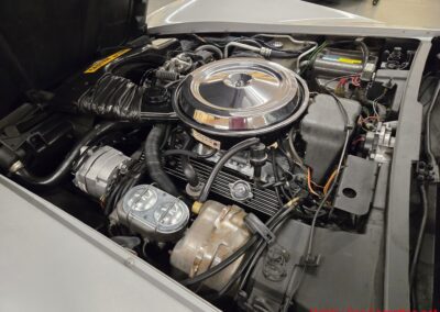 1981 Silver/Dark Blue C3 Corvette Blue Leather Int For Sale