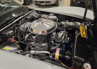 1981 Silver/Dark Blue C3 Corvette Blue Leather Int For Sale