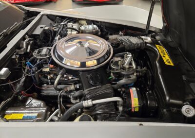 1981 Silver/Dark Blue C3 Corvette Automatic Blue Leather Int For Sale