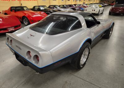1981 Silver/Dark Blue C3 Corvette Automatic Blue Leather Int For Sale