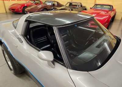 1981 Silver/Dark Blue C3 Corvette Automatic Blue Leather Int For Sale