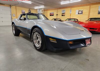 1981 Silver/Dark Blue C3 Corvette Automatic Blue Leather Int For Sale
