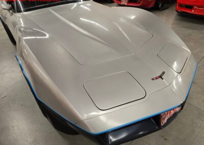 1981 Silver/Dark Blue C3 Corvette Automatic Blue Leather Int For Sale