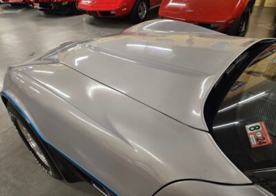 1981 Silver/Dark Blue C3 Corvette Automatic Blue Leather Int For Sale
